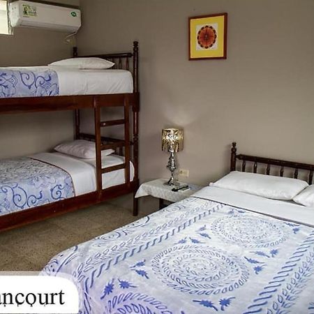 Casa Betancourt Salinas Hotel Bagian luar foto