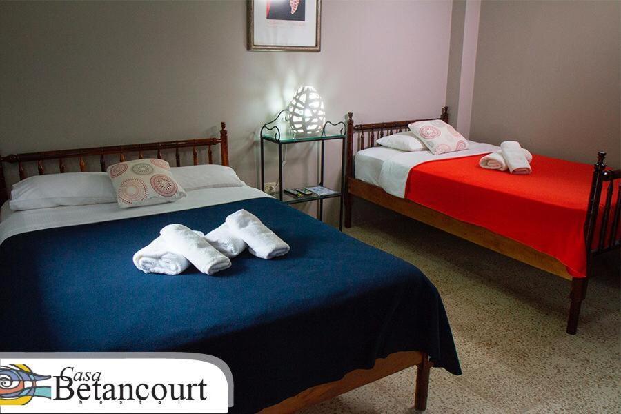 Casa Betancourt Salinas Hotel Bagian luar foto